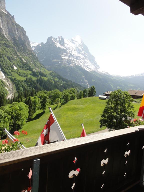 Hotel Bluemlisalp Grindelwald Room photo